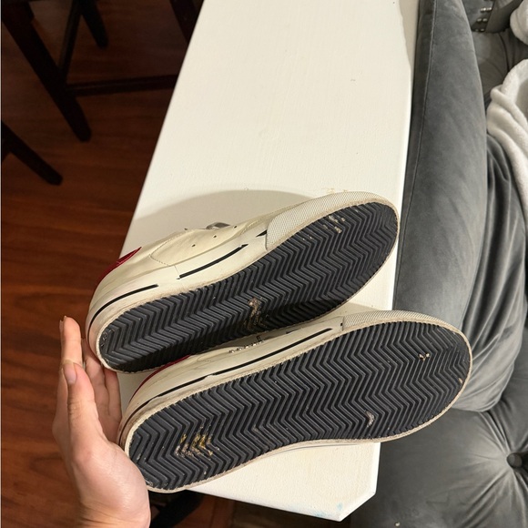 Golden Goose Cream Sneakers with Red and Blue Details - Picture 3 of 7